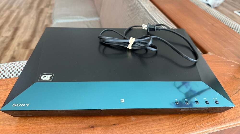 Sony BDV-E3100 Blu-ray Disc/DVD Home Theatre System